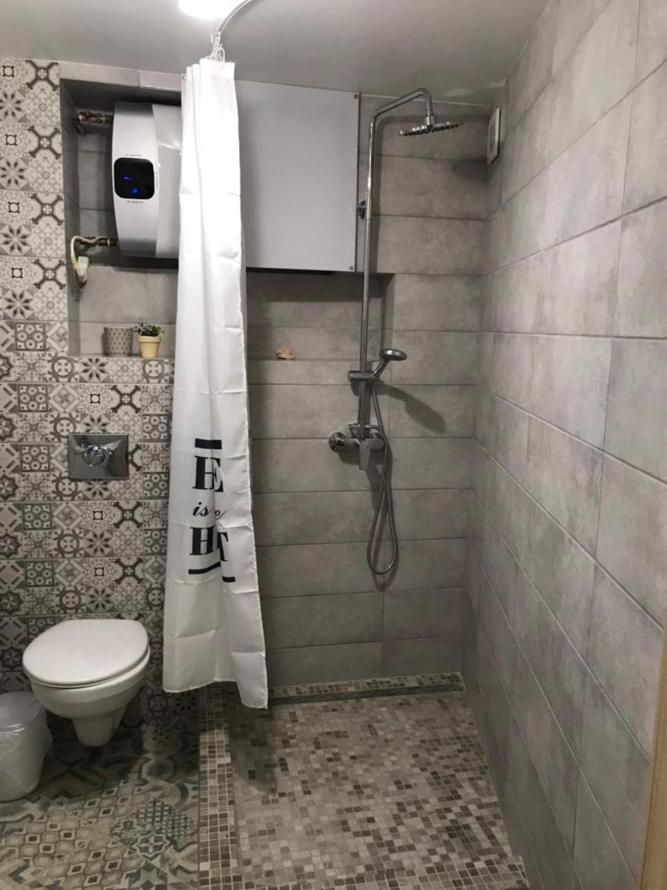 Newtone Apartment TTchernivtsi Extérieur photo